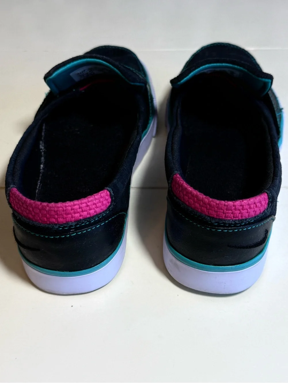 Nike 6.0 Balsa slip-on Loafer with black suede